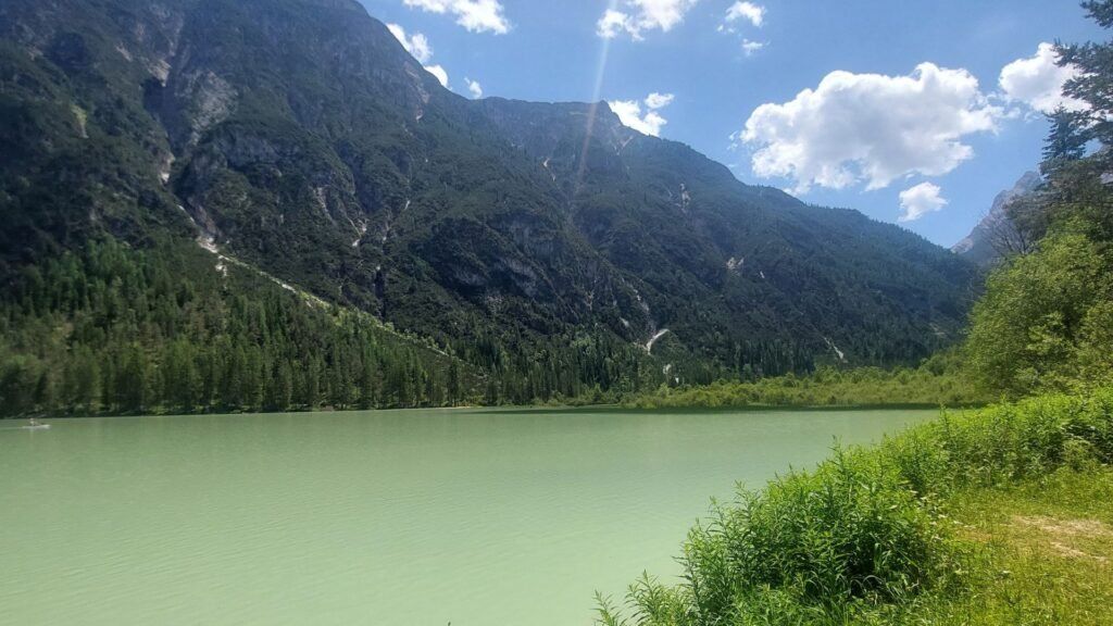 Lago di Landro, Dolomitas, Italia
