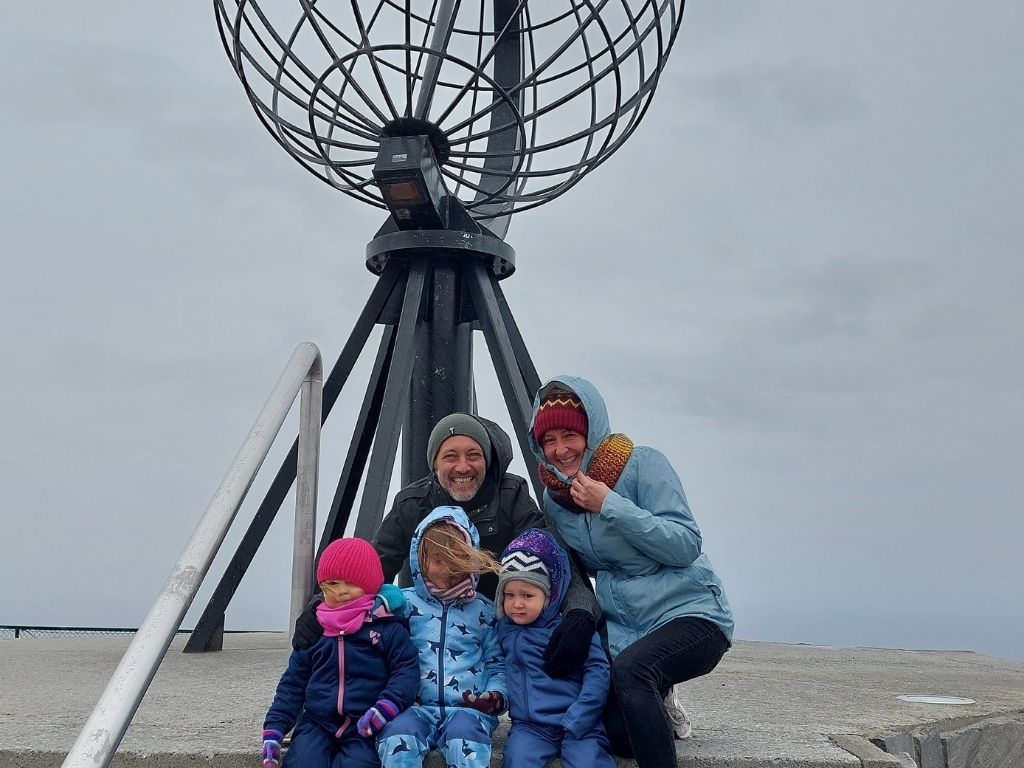 Familia en Cabo Norte Nordkapp